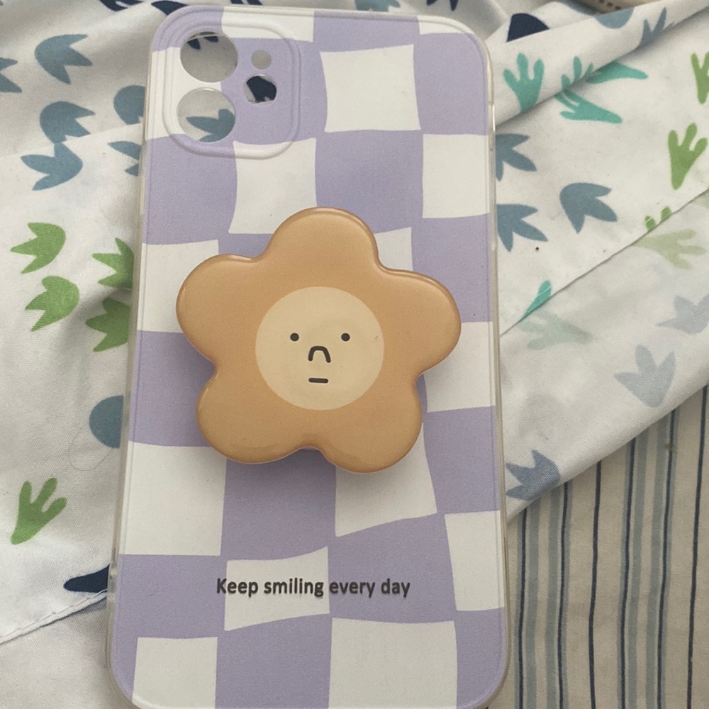 Keep smiling everyday iPhone 11 case